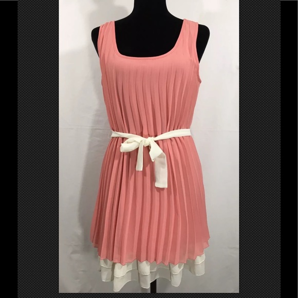 Wishes Wishes Wishes Dresses & Skirts - Wishes Wishes Wishes Coral/Ivory Pleated Dress